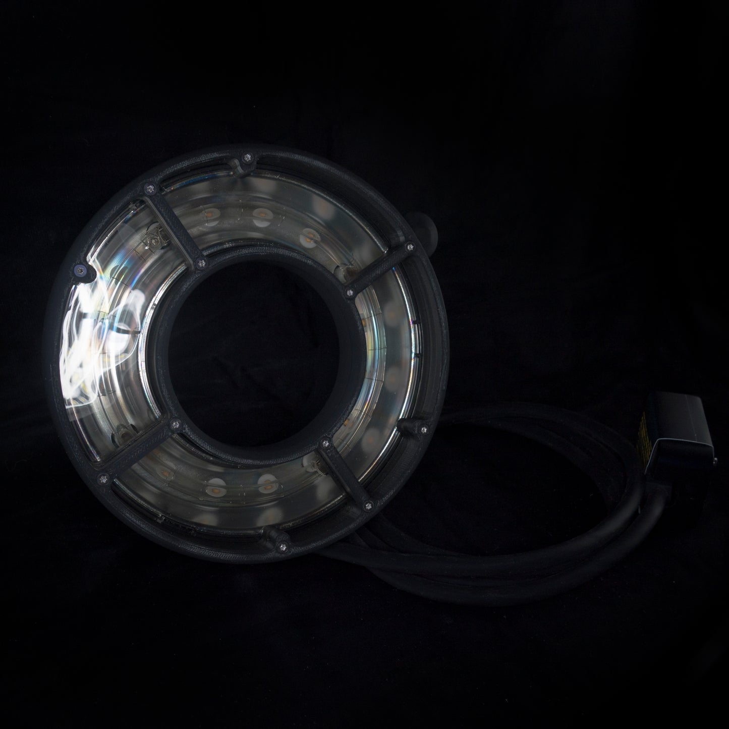 R200 Ringflash Polarizing Filter